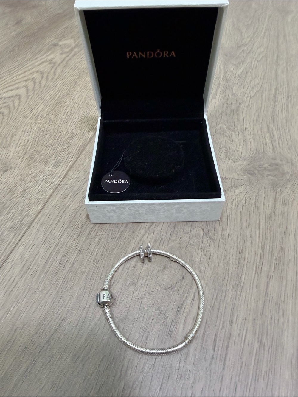 Pandora Moments Barrel Clasp Snake Chain Bracelet Letter H Charm Sterling silver